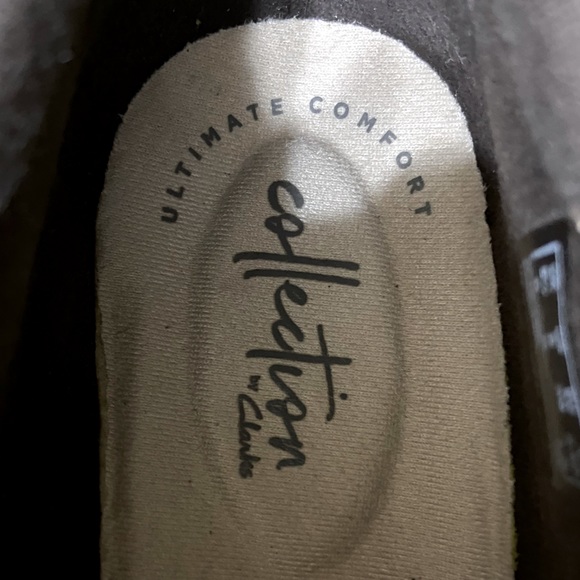 CLARKS Cheyn Fame Leather Slip On Women’s Size 8 - Picture 8 of 9